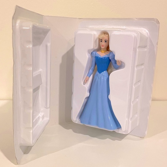 MCDONALDS Disney VHS Happy Meal Toys Figures (1995) - Picture 2 of 10